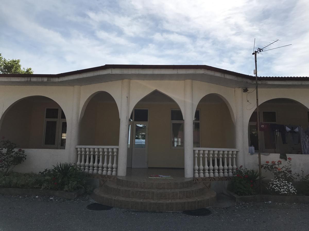 Davel Hotel Gagra Bagian luar foto