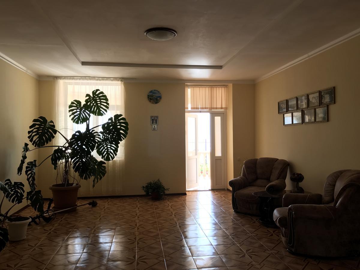 Davel Hotel Gagra Bagian luar foto